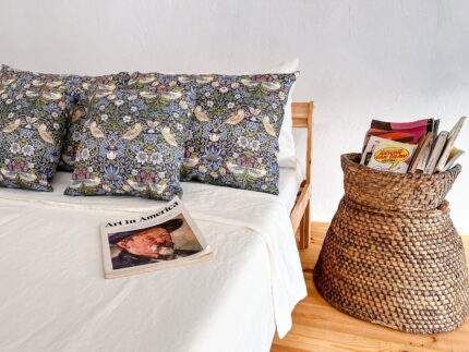 Linen pillow cover, Strawberry Thief, William Morris, sleeping pillow cover, PR0665