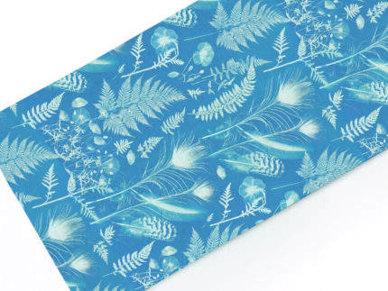 Table runner, Anna Atkins Botanical Cyanotype Prints, 100% linen, PR4125